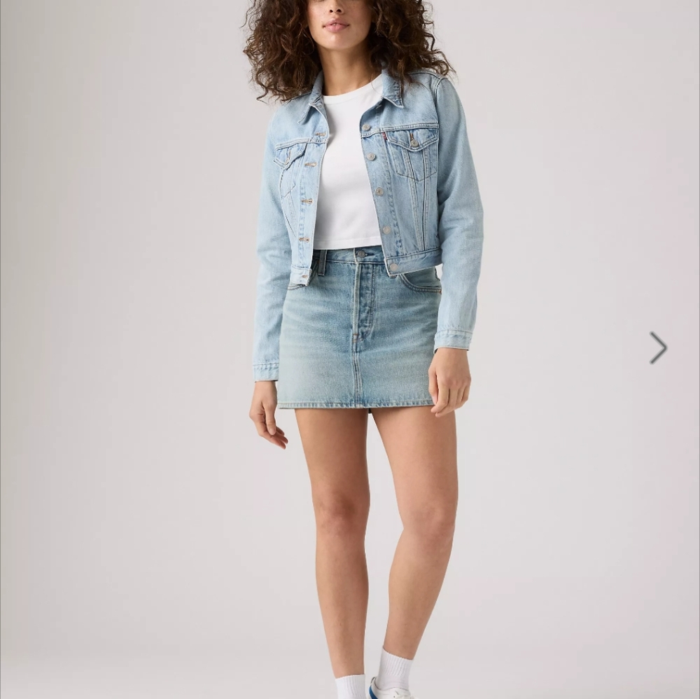 Levi's/Icon Mini Skirt Sz 30